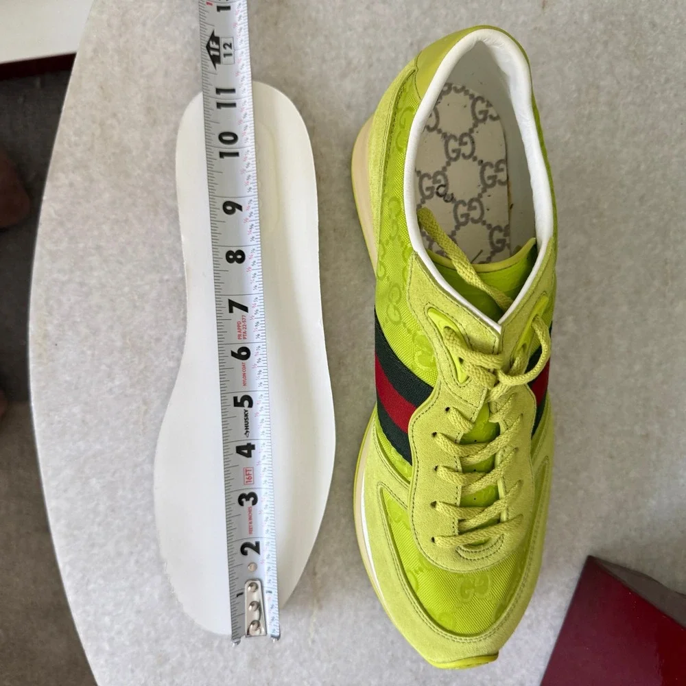 GUCCI 832461 Men's Canvas Green GG Re-Motion sneaker,‎ Size 9
